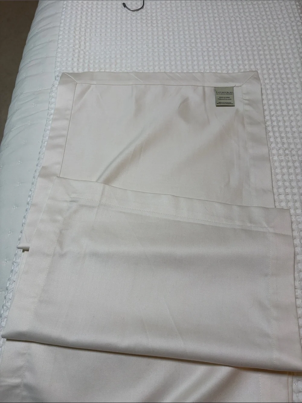 Pottery Barn Cream NWOT Cream 100% Cotton Table Runner 16” X 126”